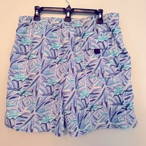 Vineyard Vines men’s shark themed swim trunks